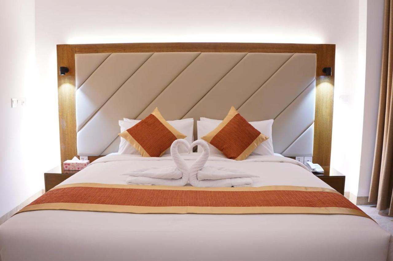 Hotel Studio23 ダッカ エクステリア 写真